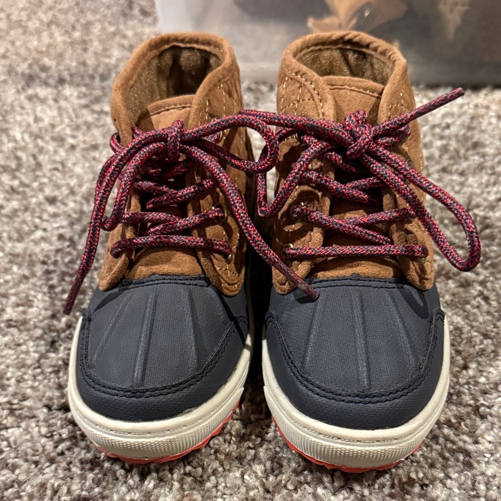 OshKosh B'gosh Brown and Black Kids Boots